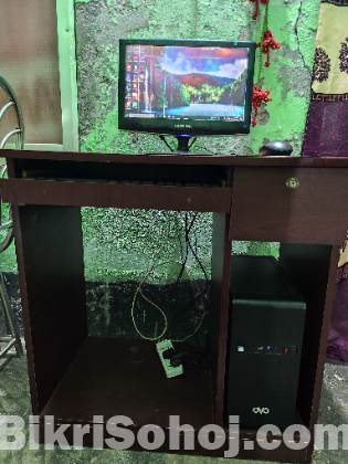 Desktop Computer Set